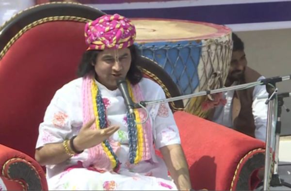 देश में होली, दीपावली तब तक मना सकते हैं, जब तक सनातनियों की संख्या ज्यादा : देवकीनंदन ठाकुर 