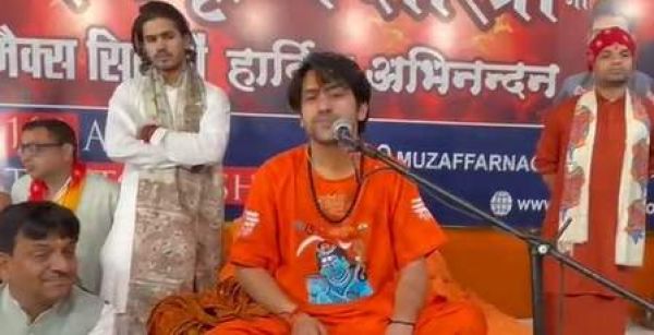 कथावचक धीरेंद्र कृष्ण शास्त्री ने मुजफ्फरनगर का नाम बदलकर 'लक्ष्मी नगर' रखने की उठाई मांग 