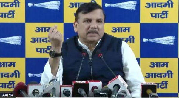 यूपी सरकार के मांस बिक्री पर बैन को लेकर संजय सिंह बोले- केएफ़सी, मैकडोनल्ड और शराब की दुकानें भी बंद कीजिए