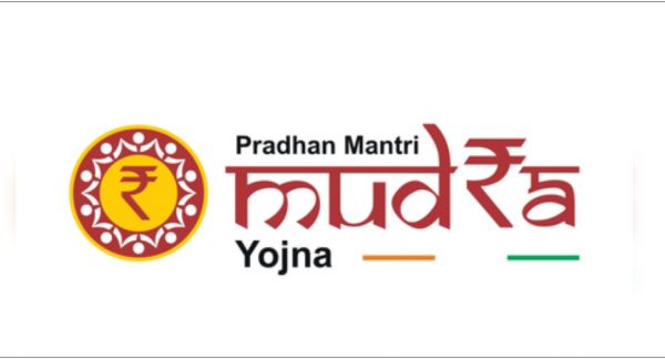 पीएम मुद्रा योजना में 10 वर्षों में बांटे गए 32 लाख करोड़ रुपए से अधिक के लोन
