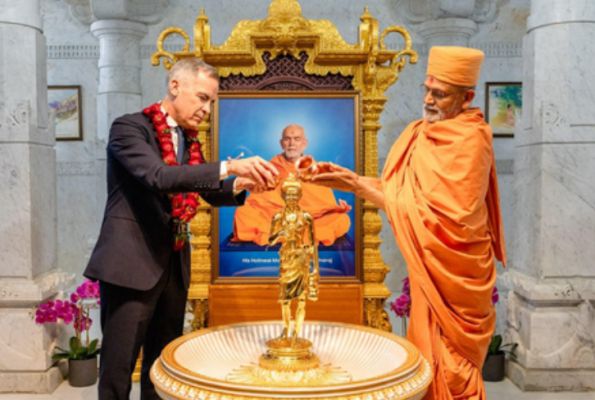 कनाडा के प्रधानमंत्री मार्क कार्नी ने बीएपीएस श्री स्वामीनारायण मंदिर, टोरंटो में की आध्यात्मिक यात्रा