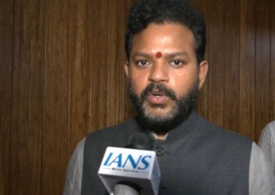 महिंद्रा और एयरबस के साथ आने से 'मेक इन इंडिया' को बढ़ावा मिलेगा : केंद्रीय नागरिक उड्डयन मंत्री 