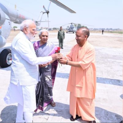 सीएम योगी ने पीएम मोदी का जताया आभार, बोले 11 साल में काफी बदली काशी 