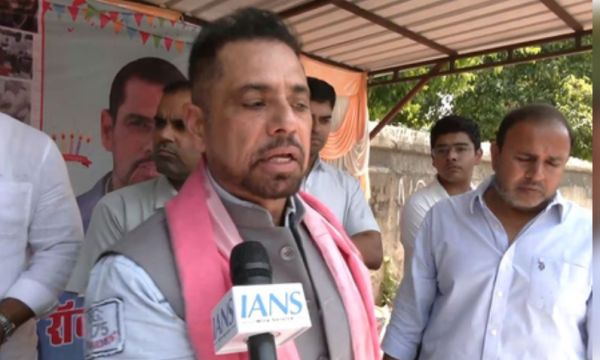 दिल्ली: रॉबर्ट वाड्रा ने मेहुल चोकसी की गिरफ्तारी पर कहा, गलत करने वालों को सजा मिलनी चाहिए