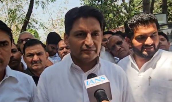लोकतंत्र और संविधान की धज्जियां उड़ा रही भाजपा सरकार : दीपेंद्र हुड्डा 