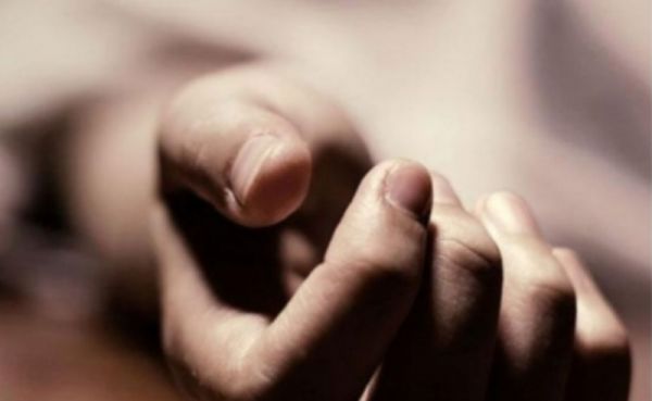 नोएडा की लोटस बुलेवर्ड सोसायटी में 21 वर्षीय युवती ने 21वें फ्लोर से लगाई छलांग, मौके पर हुई मौत 