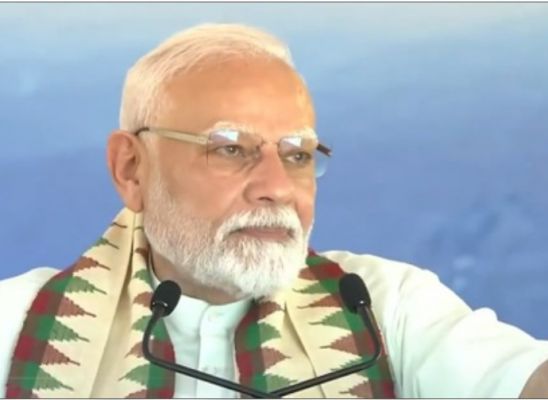 विझिनजाम बंदरगाह का पीएम मोदी ने किया उद्घाटन, मंच पर दिखे थरूर, प्रधानमंत्री बोले- इस कार्यक्रम से कई लोगों की उड़ेगी नींद 