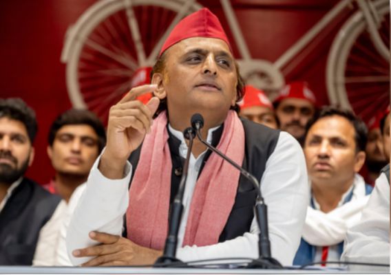 समाज पर कितना अत्याचार कम इशारे से ही कुछ कह दीजिए : अखिलेश यादव