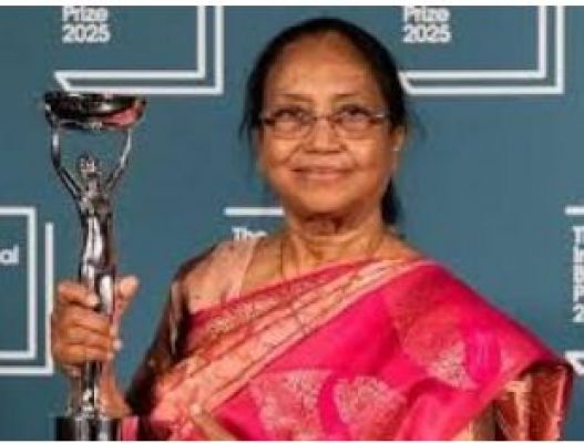 बानू मुश्ताक ने ‘हार्ट लैंप’ किताब के लिए अंतरराष्ट्रीय बुकर पुरस्कार जीतकर रचा इतिहास