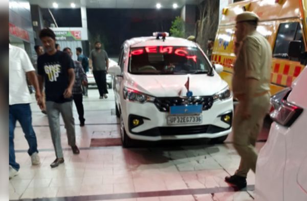 नोएडा : कांस्टेबल सौरभ कुमार को श्रद्धांजलि, पुलिस आयुक्त ने अपने वेतन से परिजनों को दी 1 लाख की आर्थिक मदद 