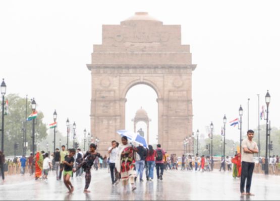 दिल्ली में जारी है मौसम विभाग का अलर्ट, दो दिन और रहेगी गर्मी से राहत, फिर बढ़ेगा तापमान 