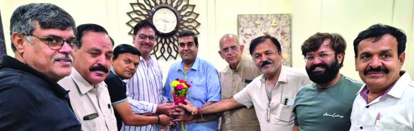 सरदार वल्लभभाई पटेल डूमरतराई थोक बाजार के प्रेम पाहुजा निर्विरोध अध्यक्ष निर्वाचित-चेंबर
