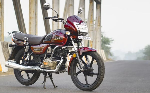 टूटी सड़कों पर भी मिलेगी मक्खन जैसी Ride और 70 Kmpl तक का Mileage! ये 3 Bikes हैं हर रास्ते की King, कीमत सिर्फ ₹68 हजार से शुरू!