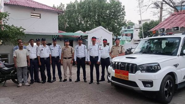 ट्रैफिक में फंसे तो चिंता नहीं, ‘क्विक रिस्पांस टीम’ करेगी तुरंत मदद, पहले ही दिन दिखाया दम