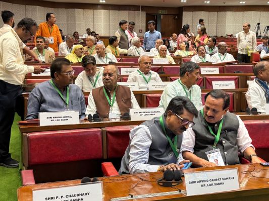 बजट पर निगरानी, पारदर्शिता जरूरी, प्राक्कलन समिति के  सम्मेलन में शामिल हुए बृजमोहन