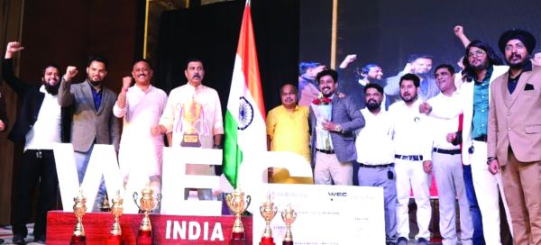 मोबाइल रिपेयरिंग क्षेत्र में अपार संभावनाएं हैं और यह युवा-रोजगार का सशक्त माध्यम बन सकता है-पुरंदर