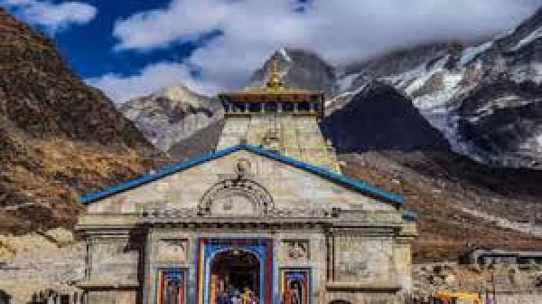 उत्तराखंड: बारिश को देखते हुए चारधाम यात्रा स्थगित की गई
