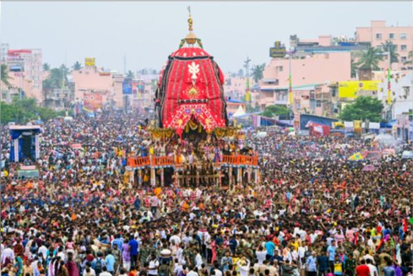 ओडिशा के पुरी में श्री गुंडिचा मंदिर के पास भगदड़ में तीन लोगों की मौत, 50 अन्य घायल