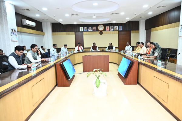 छत्तीसगढ़ में लॉजिस्टिक हब बनाने पर निजी निवेशकों को 140 करोड़ तक अनुदान