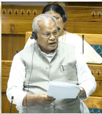 ‘वक्फ कानून किसी धर्म के विरुद्ध नहीं,’ तेजस्वी यादव के बयान पर जीतन राम मांझी का पलटवार 