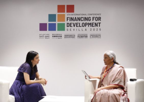 द्विपक्षीय संबंधों को बढ़ावा देने के लिए वित्त मंत्री सीतारमण ने स्पेन में प्रमुख नेताओं से की मुलाकात