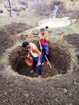 ’मोर गांव मोर पानी’ महाअभियान, 110 बोरी बंधान  915 रिचार्ज पिट्स का निर्माण
