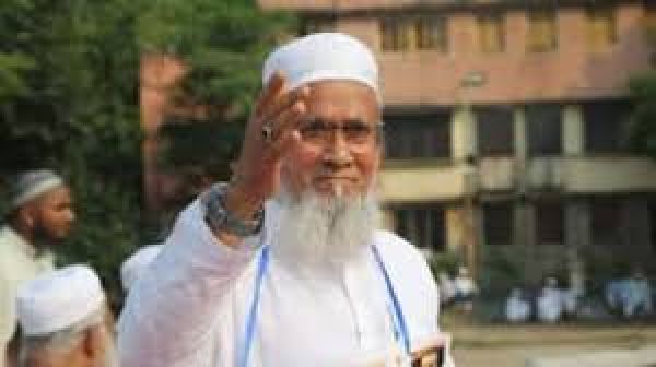 बंगाल के मंत्री सिद्दीकुल्ला चौधरी के काफिले पर भीड़ ने हमला किया
