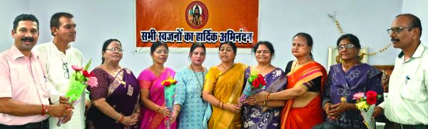 वर्ष भर के पदाधिकारियों के निर्वाचन-मनोनयन और आय-व्यय पर अखंड ब्राह्मण समाज बैठक