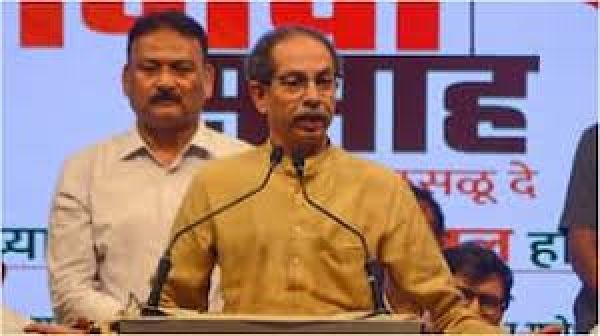 ऐसे ‘लकड़बग्घे’ राज्य में शांति, सद्भाव बिगाड़ने की कोशिश कर रहे हैं: उद्धव ने दुबे पर किया कटाक्ष
