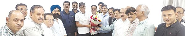 व्यापार और व्यापारियों की समस्याएं सुलझाने के लिए वित्तमंत्री ने दिया आश्वासन-थौरानी