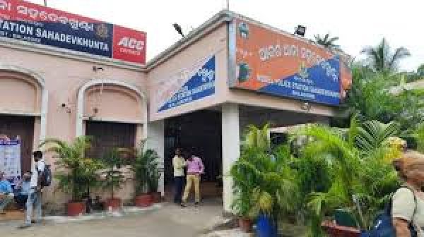 ओडिशा: छात्रा की आत्महत्या की कोशिश मामले में कॉलेज के प्रिंसिपल गिरफ्तार