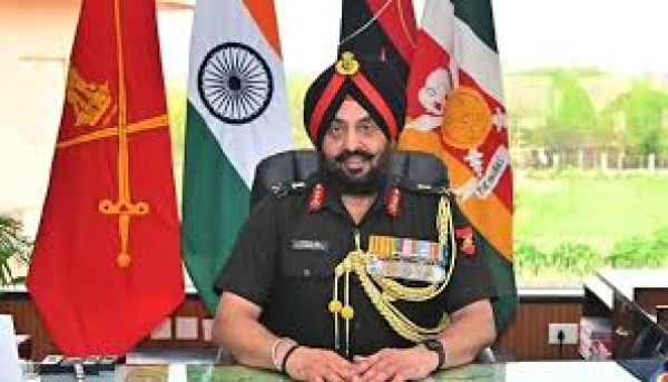 सेना को बहुआयामी चुनौतियों का सामना करने के लिए नवाचार अपनाने की आवश्यकता: लेफ्टिनेंट जनरल सिंह