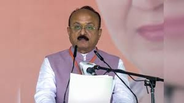 केजरीवाल और सिसोदिया ने आप सरकार के दौरान कई महंगे मोबाइल फोन खरीदे: दिल्ली के मंत्री