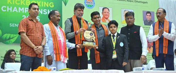 किक बॉक्सिंग स्पर्धा शुरू