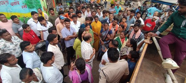 खमतराई सड़क के दूसरी ओर के 18 दुकानें को छोटा सब्जी बाजार शिफ्ट 