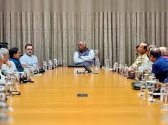 ‘इंडिया’ गठबंधन का फैसला: मानसून सत्र में पहलगाम, ट्रंप के दावे और एसआईआर को प्रमुखता से उठाएंगे