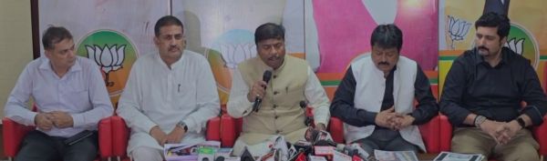 देखें VIDEO : आर्थिक नाकेबंदी नहीं होने देंगे..
