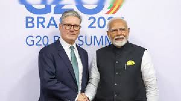 मोदी ने ब्रिटेन के साथ भारत की साझेदारी का वर्णन करने के लिए क्रिकेट के रूपक का इस्तेमाल किया