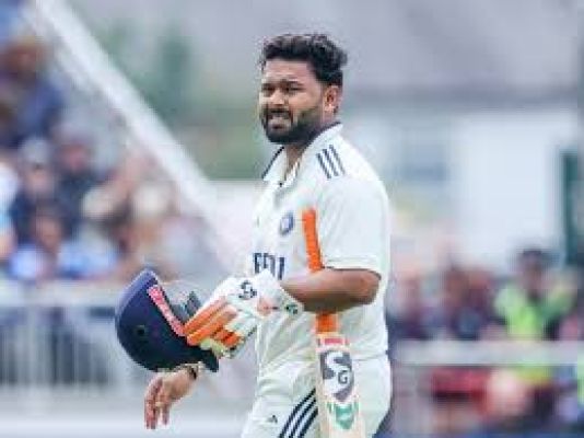 चोट के बावजूद बल्लेबाज़ी करने आए पंत की तारीफ़ में इंग्लैंड के खिलाड़ी ने कही ये बात