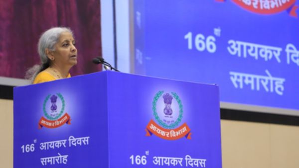 नए इनकम टैक्स बिल में सरल भाषा एक बड़ा बदलाव, कानून समझने में होगी आसानी: वित्त मंत्री