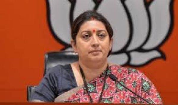 महिलाओं को आत्मनिर्भर बनाने के लिए लैंगिक समानता वाले पारिस्थितिकी तंत्र का निर्माण जरुरी: ईरानी