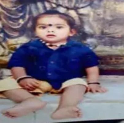 उफनते नाले में कार सहित बहे मासूम का शव दो दिन बाद मिला 