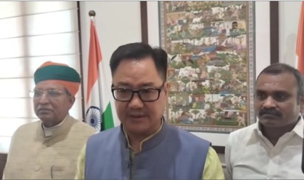 ऑपरेशन सिंदूर पर चर्चा से 10 मिनट पहले शर्तें लाना ठीक नहीं : किरेन रिजिजू 