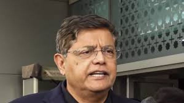 भाजपा सांसद का कांग्रेस पर कटाक्ष: अच्छा लगा कि थरूर को कोई देशहित में बोलने से रोक नहीं सका