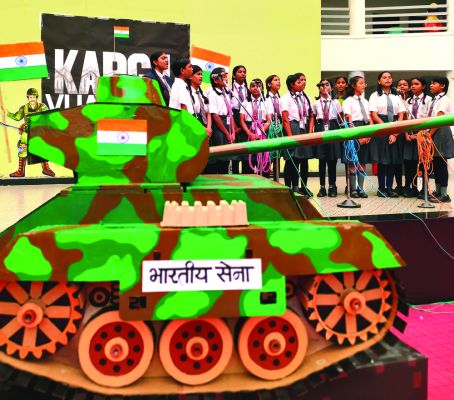 जेपी इंटरनेशनल स्कूल ने वीर सपूतों के अदम्य साहस और बलिदान को श्रद्धापूर्वक स्मरण किया