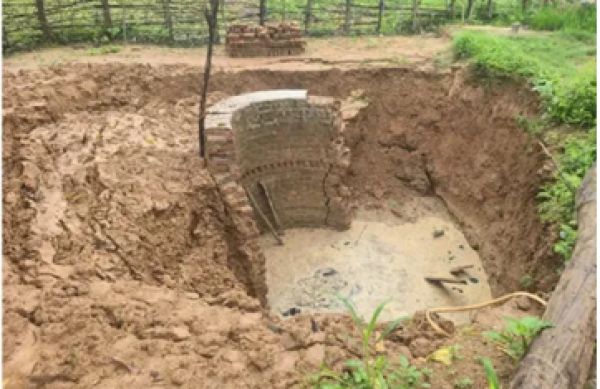 कुआं धंसने से एक ही परिवार के तीन की मौत