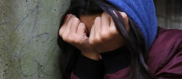 स्कूली बच्चों में बढ़ रही आत्महत्या की दर कितनी खतरनाक?