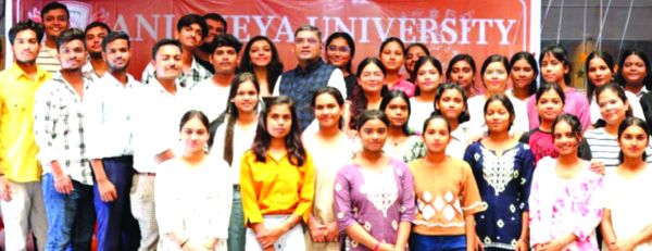 आज का दिन सिर्फ शिक्षा की ही शुरुआत नहीं, बल्कि एक नए जीवन की आधारशिला है-चांसलर अग्रवाल