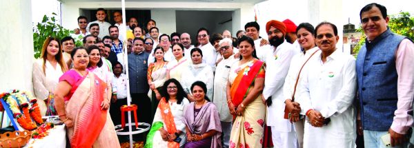 व्यापार जगत देश की अर्थव्यवस्था की रीढ़, सभी को मिलकर राष्ट्र निर्माण में देना है योगदान-थौरानी