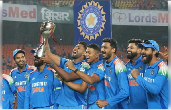 ड्रीम 11 के साथ नाता खत्म, अब नए टाइटल स्पॉन्सर की तलाश में बीसीसीआई : देवजीत सैकिया 